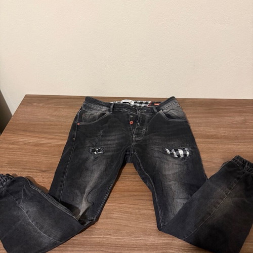 Brokers Jeans men's jeans with rips and check details new