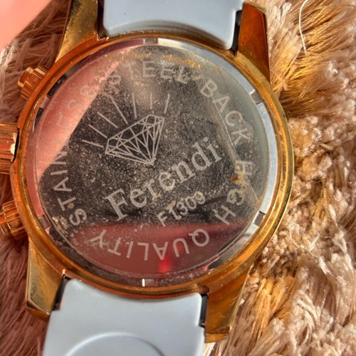 Friends wristwatch women's like new with blue silicone strap