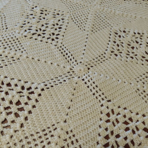 Woolen handmade knitted blanket beige 200x240 cm like new