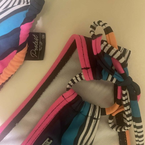 Protest women's bikini like new, size small, multicolor
