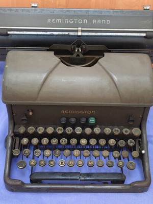 Remington typewriter from late 1930s