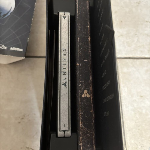 Destiny Limited Collector’s Edition Xbox One game