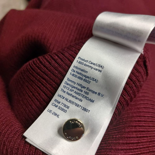 Tommy Hilfiger knitted turtleneck sweater, size S, burgundy