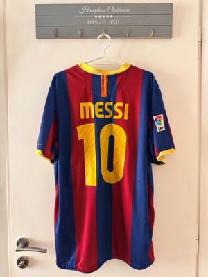 Barcelona jersey 2010/11 like new, authentic size XL