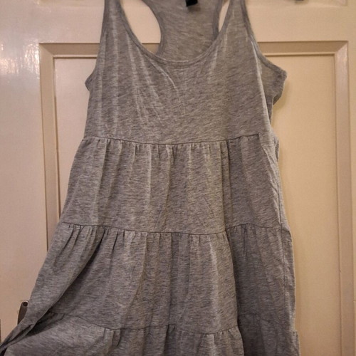 Grey sleeveless dress used H&M, loose fit, size S