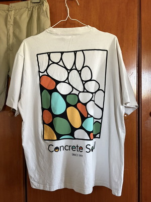 Pull & Bear t-shirt size M, white with front and back print