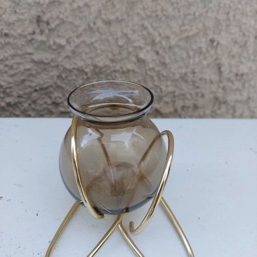 Glass decorative vase used with stand