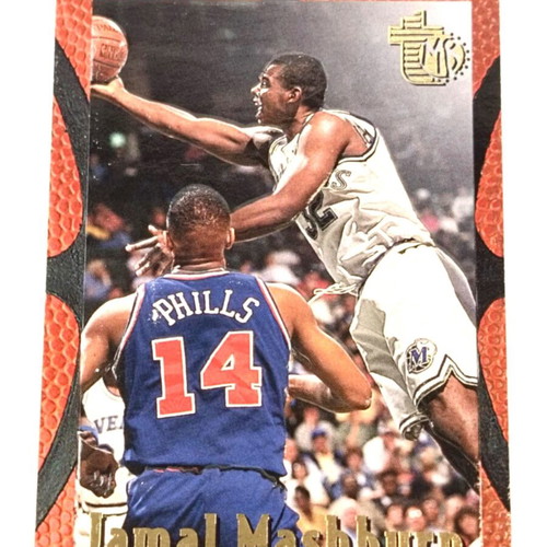 NBA cards from the 1990s like new, 811 pieces