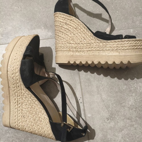 Beatris Black Suede Platform Espadrilles Like New, Size 37