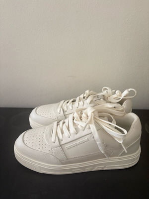 Emporio Armani sneakers new, size 37.5, white