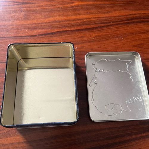 Yu-Gi-Oh metal card storage box like new