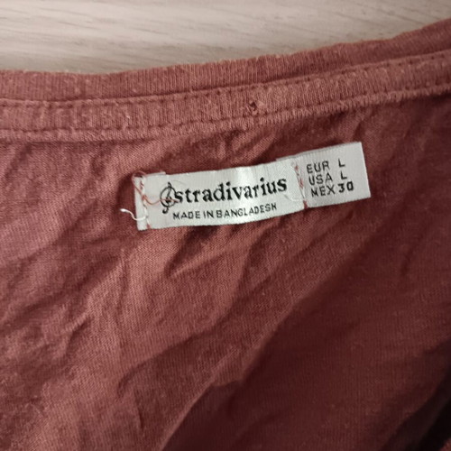 Stradivarius women's short-sleeve blouse used, red and brown, size L