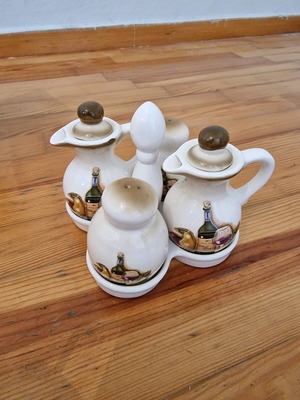 Ceramic set for salt, pepper, oil new