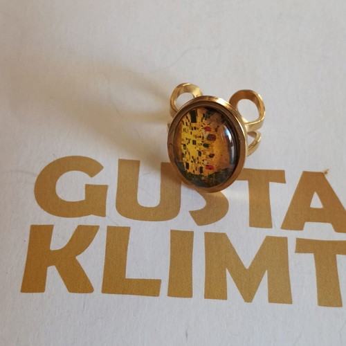 Gustav Klimt The Kiss adjustable stainless steel ring gold tone