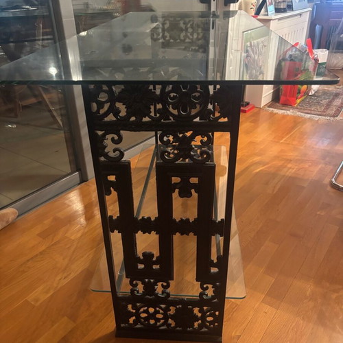 Iron commode like new with solid iron and bijou glass
