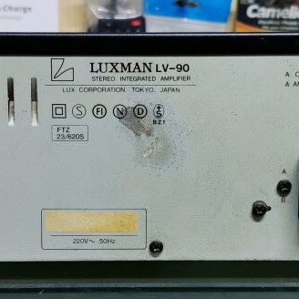 Luxman LV-90 amplifier used