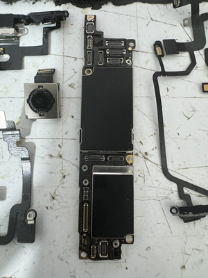 Apple iPhone XR 64GB σετ πλακέτας και εξαρτημάτων μεταχειρισμένο με χαλασμένο φλεξ FaceID