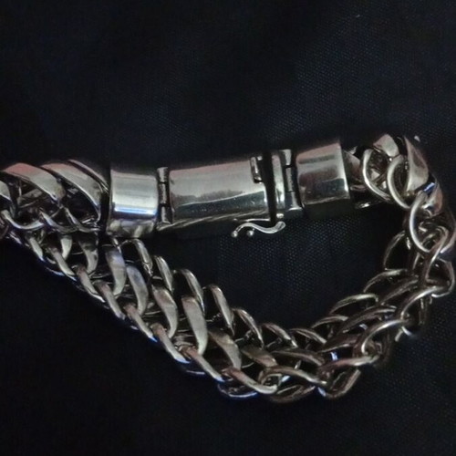 Hand chain with safety clasp Italian brand n10 22cm new silver