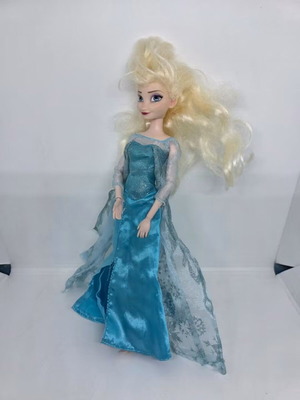 Elsa doll