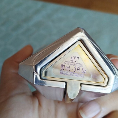 Alien Musc Mysterieux Mugler perfume 90 ml like new