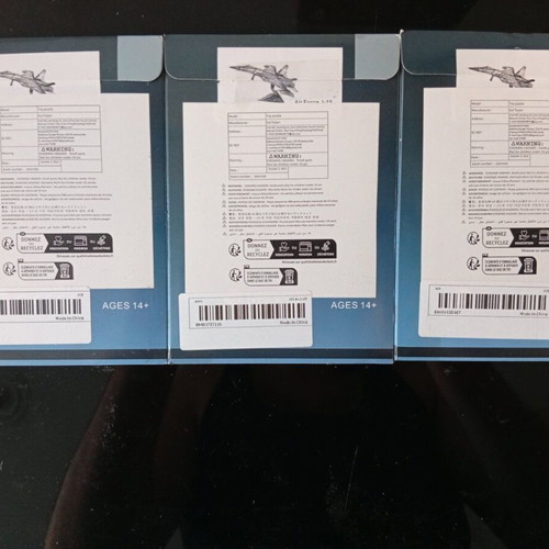 3D Metal Model Airplanes Set new, pack of 3