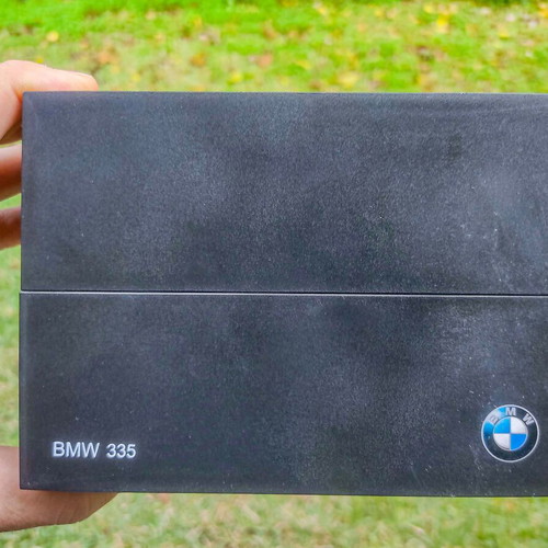 Αυτοκίνητο Diecast BMW 335 πράσινο σε κλίμακα 1:43 σαν καινούργιο, συλλεκτικό