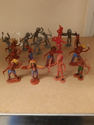 Indian figures used, set of 19 from 1970