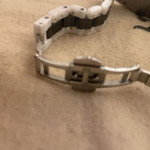 Folli Follie ceramic black and white watch like new