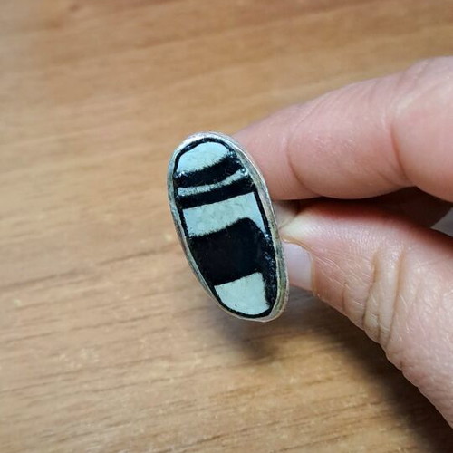 Simple ring used, adjustable size