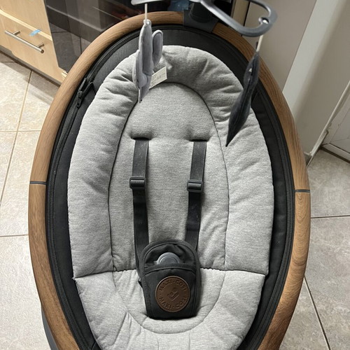 Maxi Cosi Cassia Beyond Graphite baby rocker like new