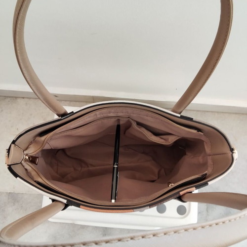 Shoulder bag with geometric beige-brown pattern, excellent condition