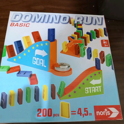 Domino Run like new