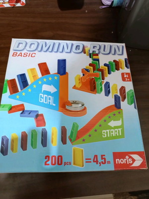Domino Run like new