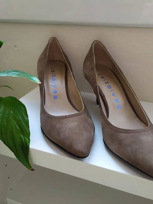 Tsitsivas shoes used, leather suede, size 37, beige