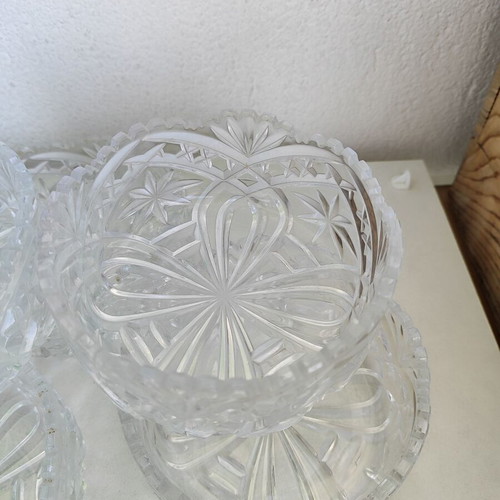 Crystal bowls set of 6 used, vintage dessert and ice cream bowls