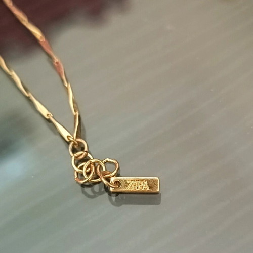 Zara long gold necklace like new
