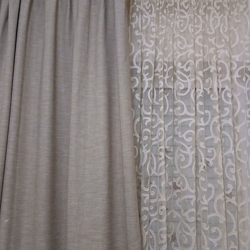 Linen and lace curtains set of 2 like new
