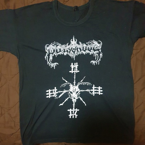 Poisonous t-shirt from Brazilian death metal band, like new, XL, black