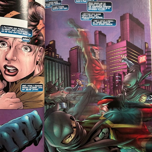 Civil War volume Thunderbolts Marvel like new, in English