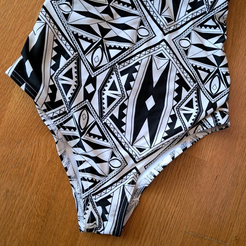 ASOS one-piece swimsuit used in very good condition, size XXS