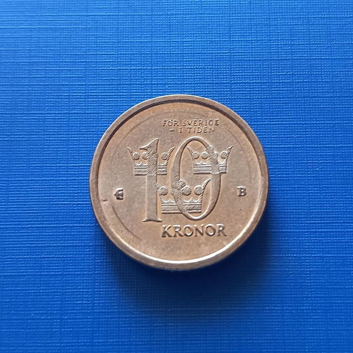 Sweden 10 Kronor 2002 coin like new