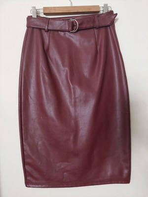 Φούστα pencil δερματίνη σαν καινούργιο, κόκκινη, Pink Woman μέγεθος M