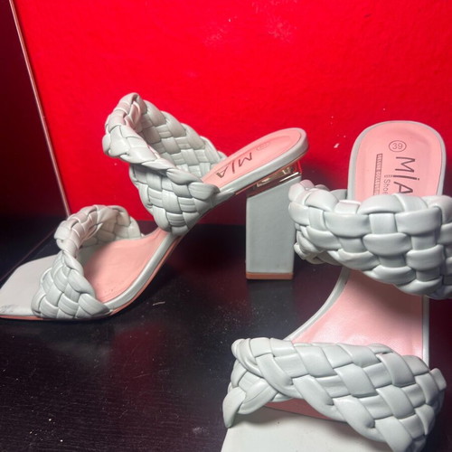 Pistachio mules size 39, 10cm heel, like new, turquoise