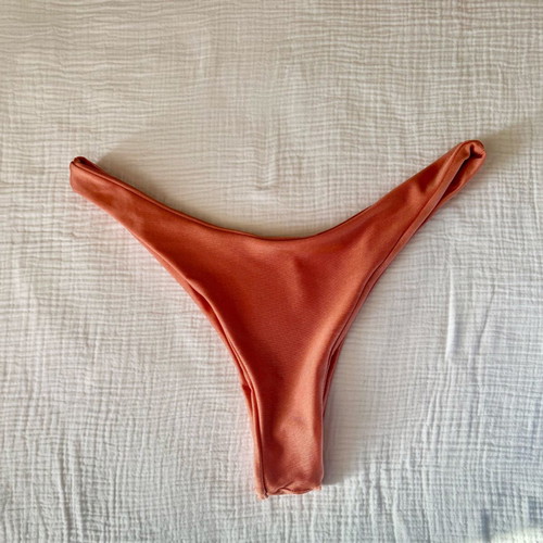 Bikini bottom peach high cut Brazil size L new