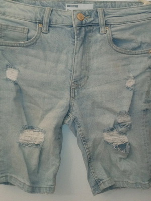 Berska denim shorts very stretchy like new, size S,M