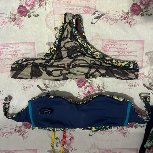 Maaji reversible swimsuit like new, size S