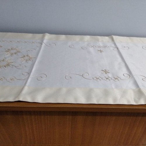 Table linen set of 7 pieces new
