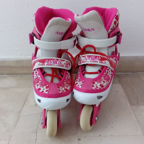 Amila Kids Roller Skates size 31-34 like new