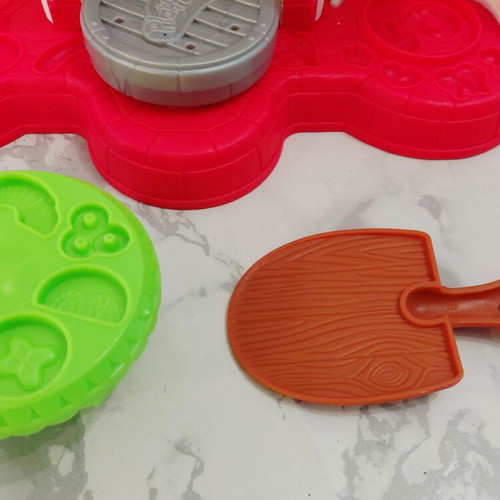 PlayDoh Kitchen toy used with box wear