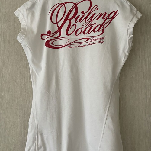 Dsquared2 white t-shirt like new, slim fit, size L